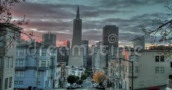 旧金山全景日出在市中心视频的预览图