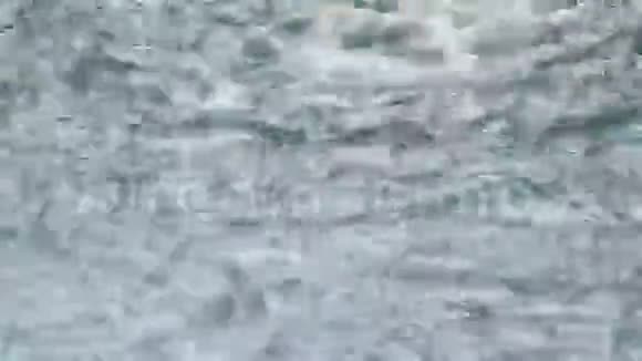 水流的快速涟漪视频的预览图