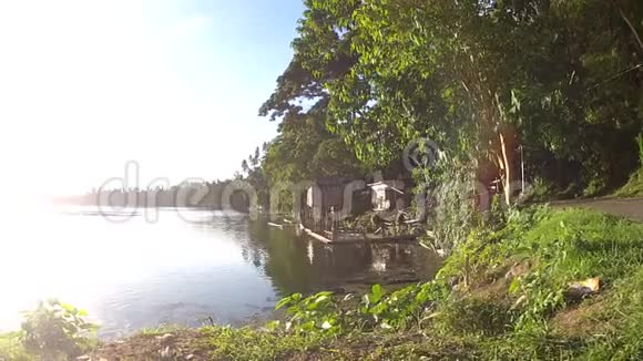 德维林湖跟踪射击视频的预览图