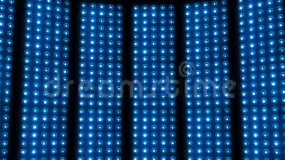 库存镜头灯泡灯舞台蓝色4K灯视频的预览图