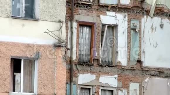 俄罗斯的废墟视频的预览图