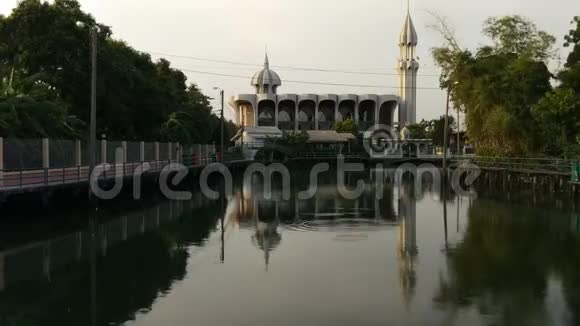 泰国曼谷的库普罗清真寺视频的预览图