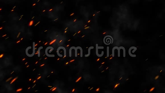 现实的燃烧热火花从夜空中的大火上升黑色背景下孤立的火焰发光粒子视频的预览图