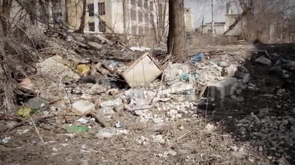 贫民窟废弃建筑物5处视频的预览图