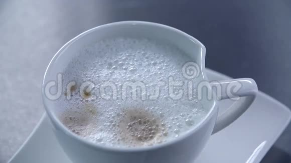 现代化的咖啡杯视频的预览图