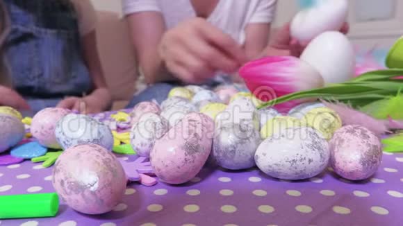 家庭装饰复活节装饰彩蛋视频的预览图