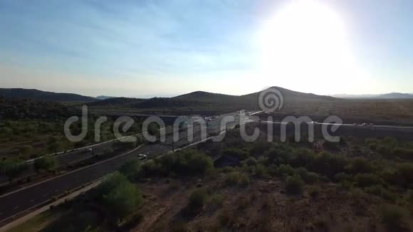 亚利桑那州北部高速公路空中交通盘视频的预览图