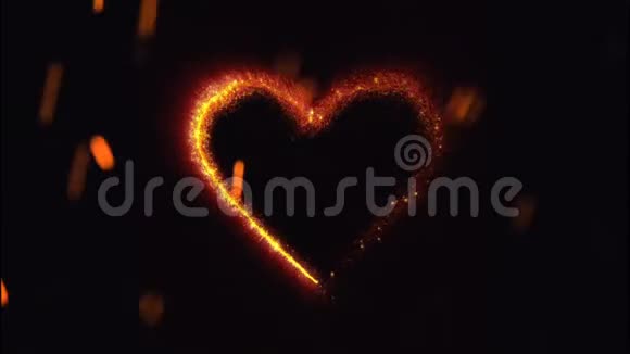 燃烧的心形火在炽热的火花背景上视频的预览图