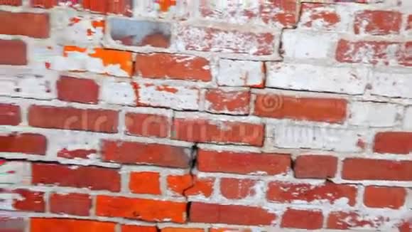 红砖墙视频的预览图