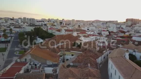 葡萄牙法罗古镇现代建筑码头和自然景观视频的预览图