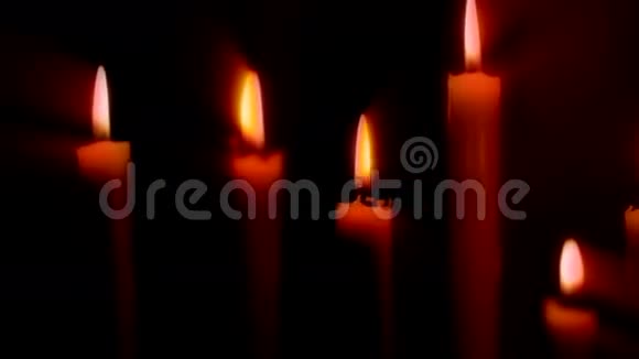 红色浪漫蜡烛视频的预览图