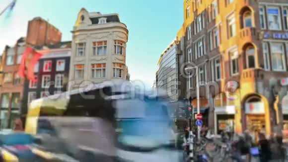 城市行人交通时间流逝阿姆斯特丹视频的预览图