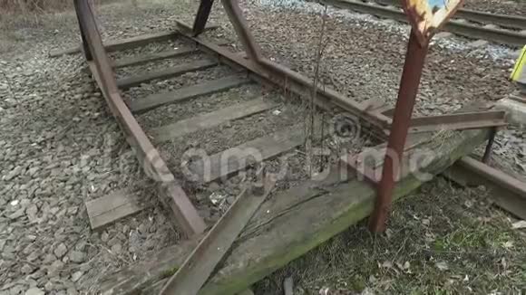 铁路轨道的尽头视频的预览图