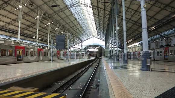空的罗索火车站视频的预览图