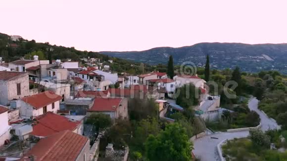 俯瞰塞浦路斯传统的真正山村视频的预览图
