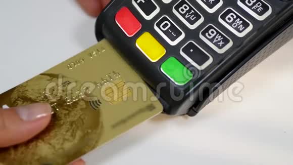 信用卡支付终端使用电子芯片视频的预览图