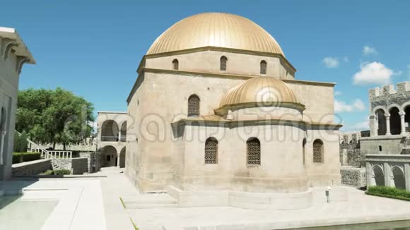拉巴提城堡AhmediyeCamisi清真寺格鲁吉亚视频的预览图