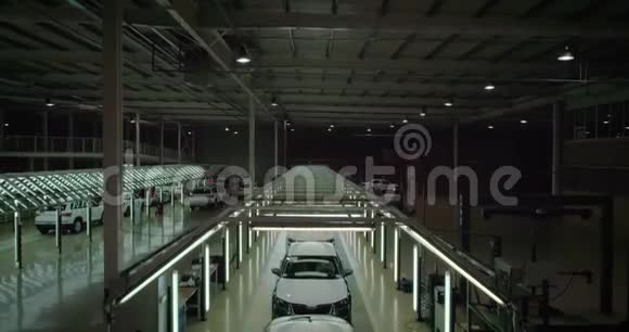 吊车射击汽车厂车辆检查线视频的预览图