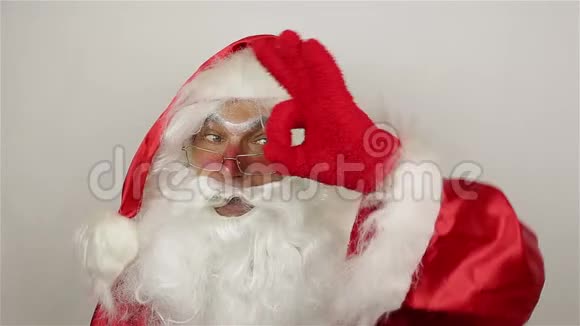 圣诞老人说灰色背景可以视频的预览图