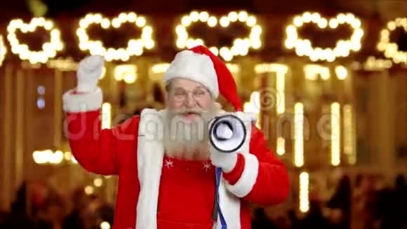 带扬声器的圣诞老人视频的预览图