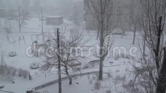 东欧的降雪视频的预览图