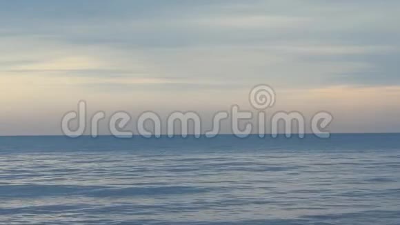 高清视频蓝色宽海面地中海的自然概念视频的预览图