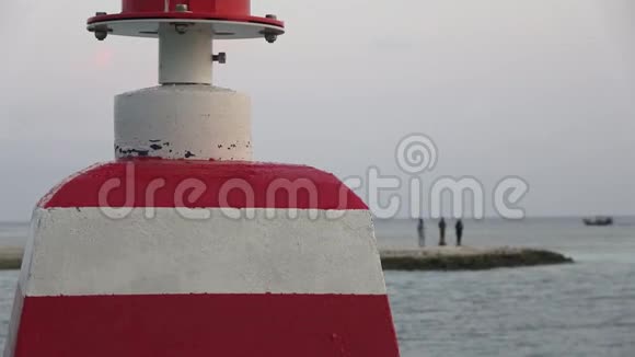 在印度洋的海岸上签名马尔代夫视频视频的预览图