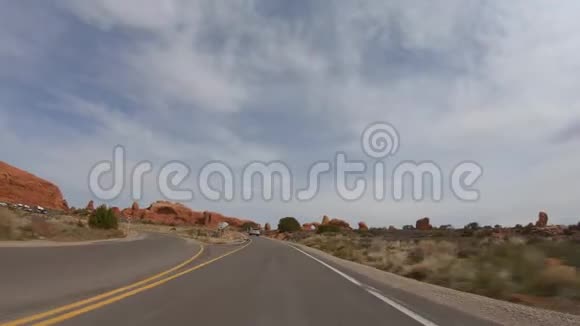 通过犹他州的国家公园视频的预览图