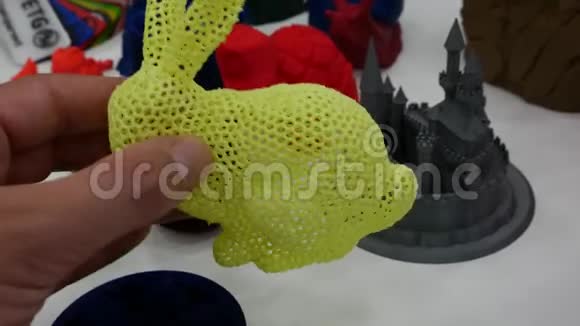 3D印刷制造的各种塑料制品视频的预览图