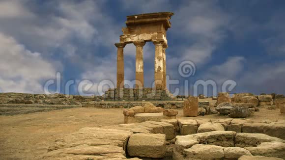 古希腊狄俄斯库里神庙公元前五世纪神殿谷阿格里根托西西里视频的预览图