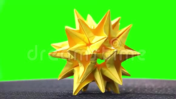 绿色屏幕上的折纸明星视频的预览图