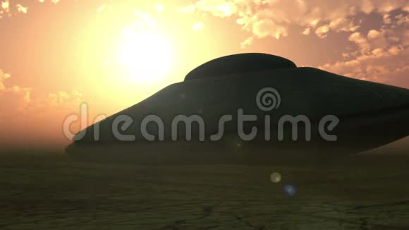 在沙漠降落的外星飞船视频的预览图