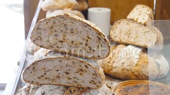 商店里面包的分配烘焙概念视频的预览图