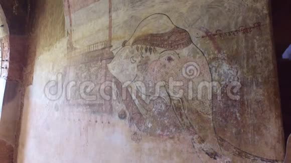 巴干市达马扬义寺的Fresco视频的预览图