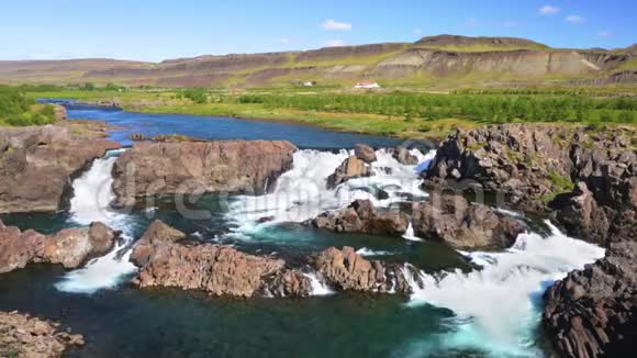 冰岛的Glanni瀑布视频的预览图