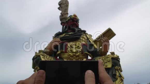 泰国苏梅岛关羽中国纪念碑流动照片视频的预览图