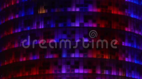 全玻璃摩天大楼现代艺术和装饰的酷炫灯光视频的预览图