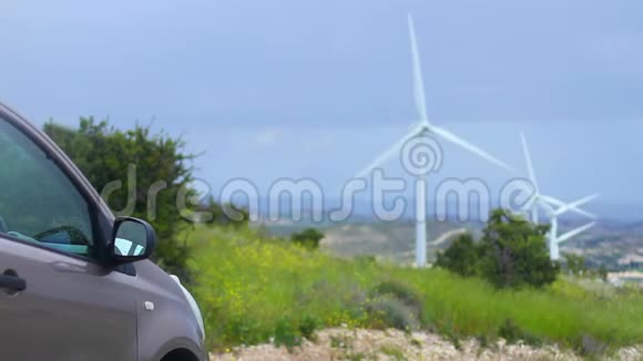 电动汽车旋转风力涡轮机绿色能源清洁环境视频的预览图