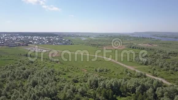 从高处看乡村全景视频的预览图