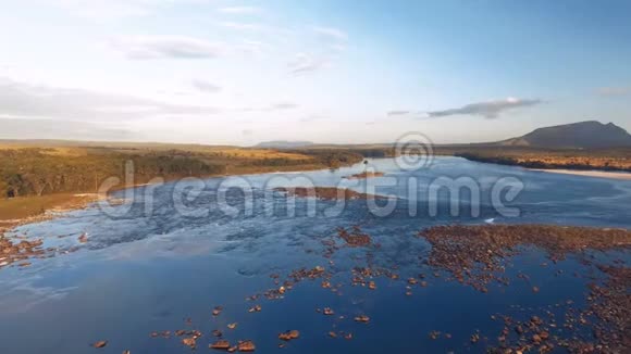 南美洲加奈马国家公园大河视频的预览图