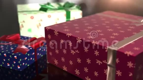 圣诞节生日蓝红绿礼物动画视频的预览图