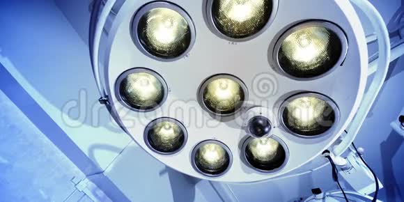 手术室手术灯两盏视频的预览图