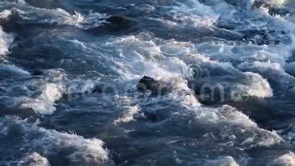 冰岛的水质天然背景瀑布视频的预览图