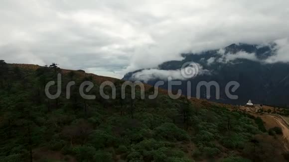珠穆朗玛峰巴士坎普徒步旅行视图孔戎视图视频的预览图