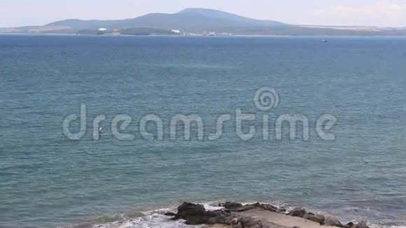 保加利亚海湾的海视频的预览图