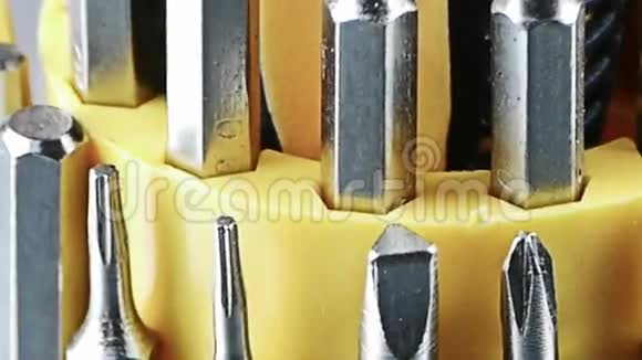 技术螺丝刀工具视频的预览图