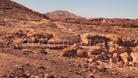 西奈的沙漠无生气的山脉视频的预览图