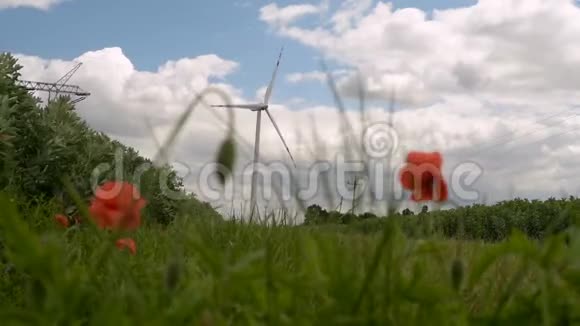 用于电力生产的风车视频的预览图