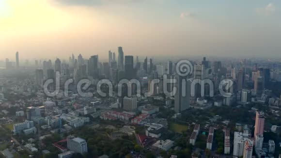 夏日之夜曼谷全景视频的预览图