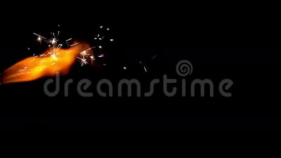 喷射火焰与火花视频的预览图